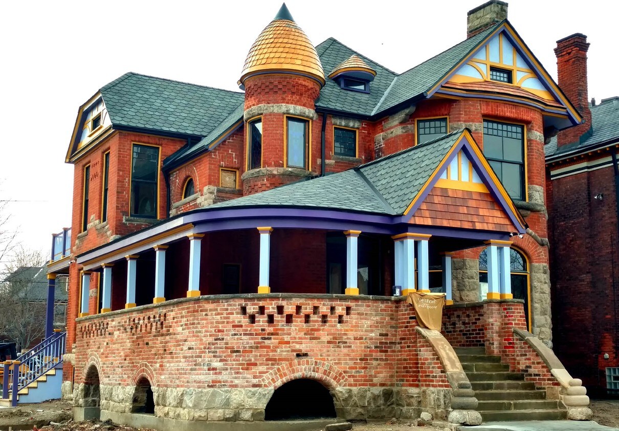 Building Photo - JD Baer House