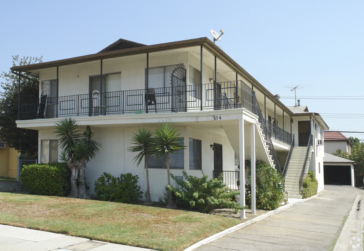 Foto del edificio - 704 N Garfield Ave