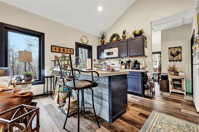 Foto del edificio - 2 Bed/1 Bath home - Prime location in Pickens