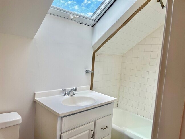 Foto del edificio - 17 Edgecliff Rd