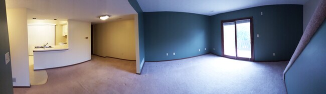 Building Photo - 2 Bedroom, 1.5 Bath Townhome available in ...
