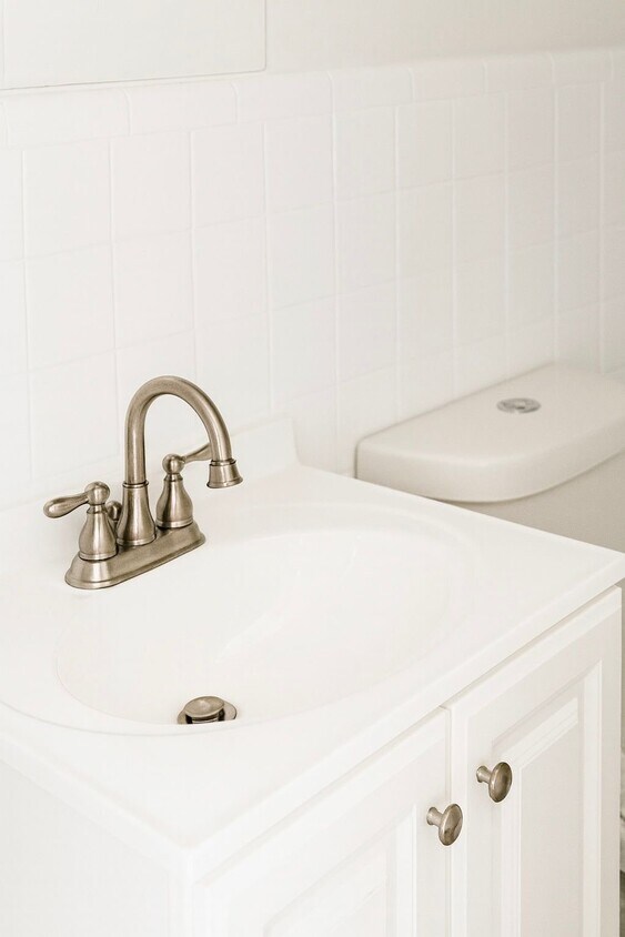 Foto del edificio - 1137 Whitaker Dr