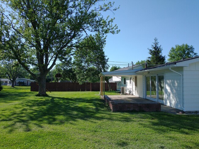 Building Photo - 3515 Chancellor Dr