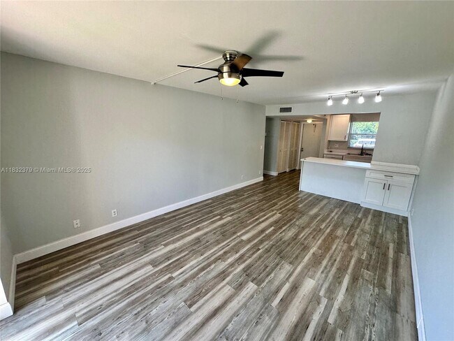 Foto del edificio - 2755 W Atlantic Ave