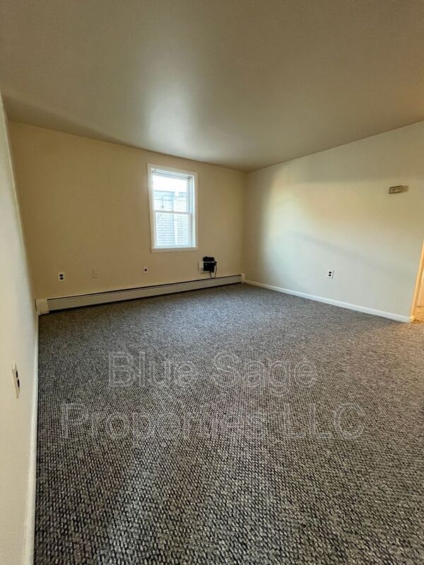 Foto del edificio - 1010 Yates Ave