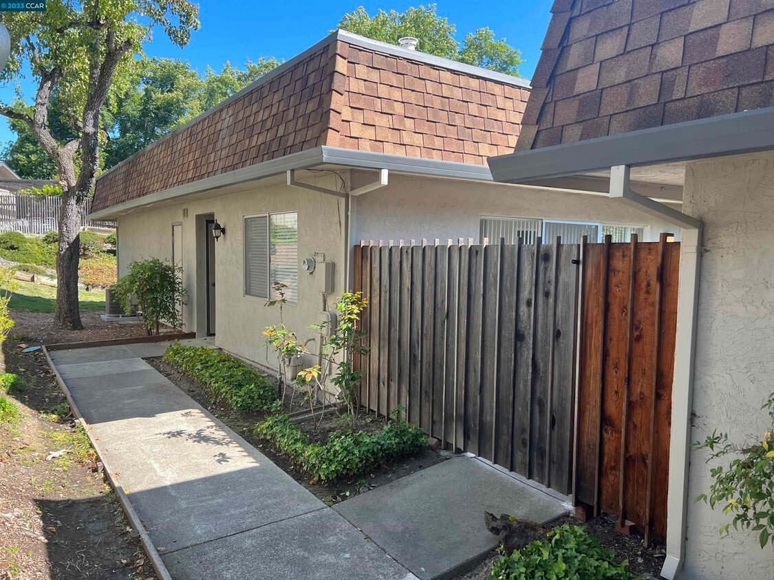 1820 Holland Dr, Walnut Creek, CA 94597 Townhome Rentals in Walnut