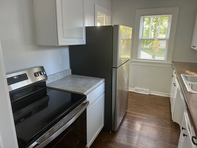 Building Photo - Beautiful house for rent Zion