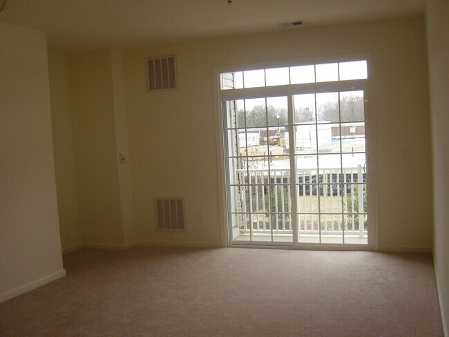 Building Photo - 2111 Edward Stec Blvd