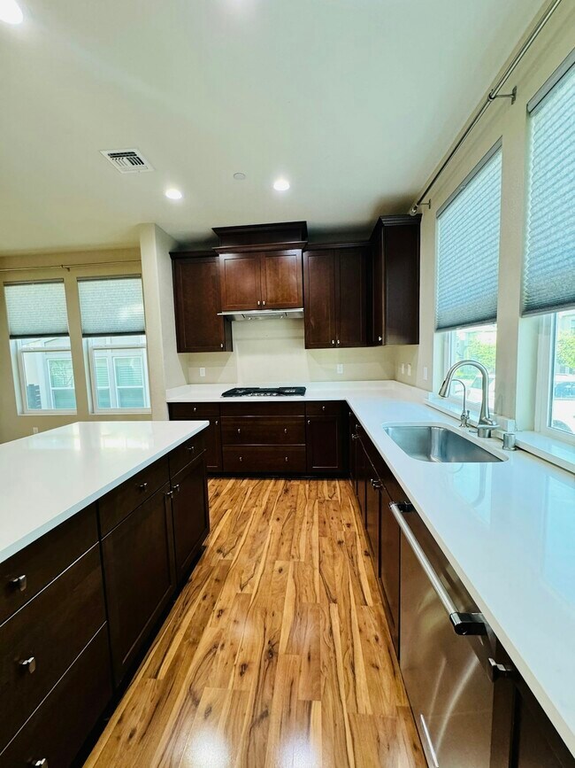 Foto del edificio - 4285 Trolan Ln