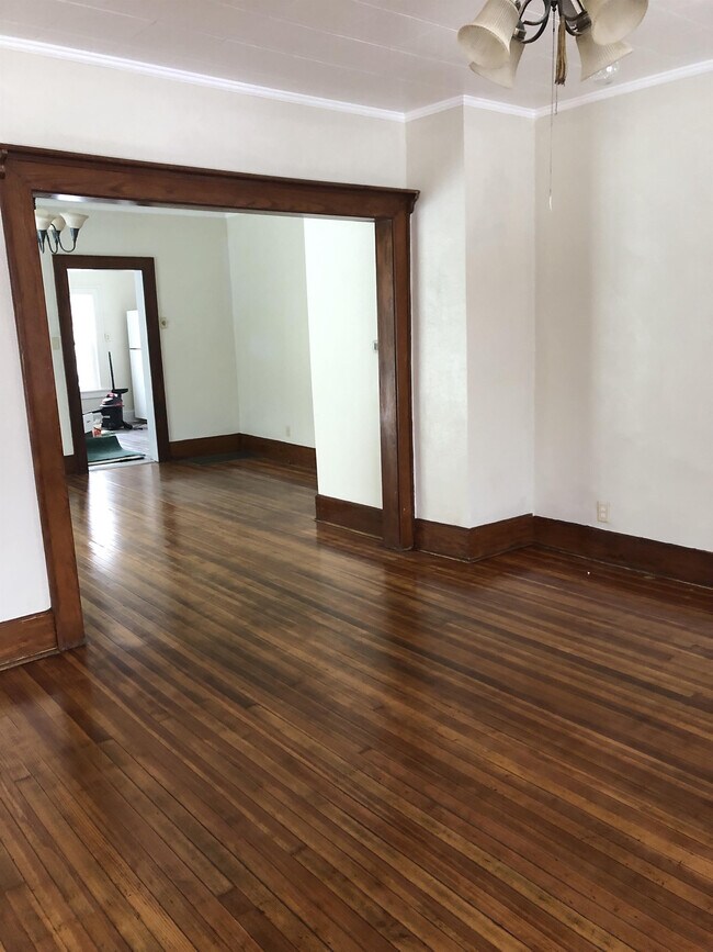 Foto del edificio - 800 E Burlington Ave