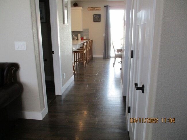 Foto del edificio - Spacious, Pet Friendly 3-Bedroom Townhome ...