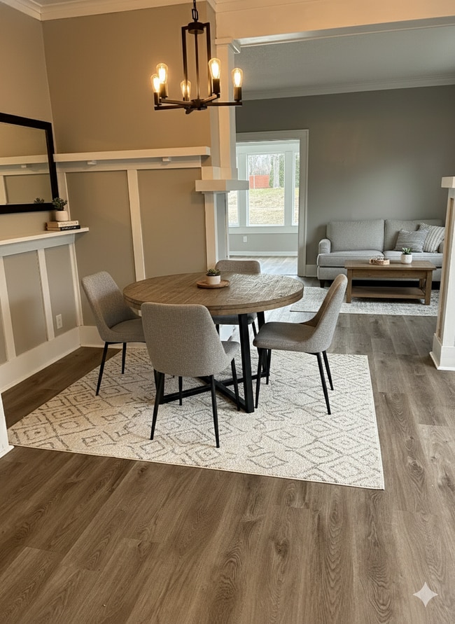 Building Photo - 2 Bedroom 1 Bathroom House with lots of charm!!