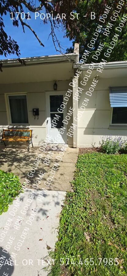 Foto del edificio - 1701 Poplar St