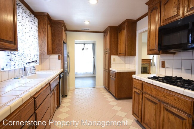 Building Photo - 3 br, 2 bath House - 3374 San Marino Ave