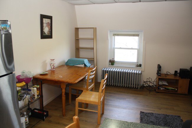 Foto del edificio - 2051 N Sedgwick St