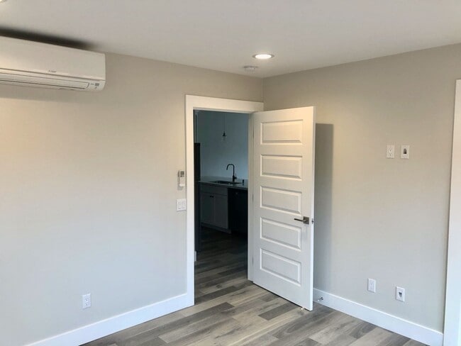 Building Photo - Brand new 2 Bedroom 1.5 Bath Cottage