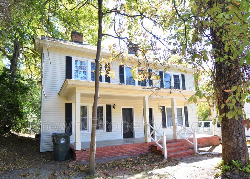 Primary Photo - 308 Hinsdale Ave