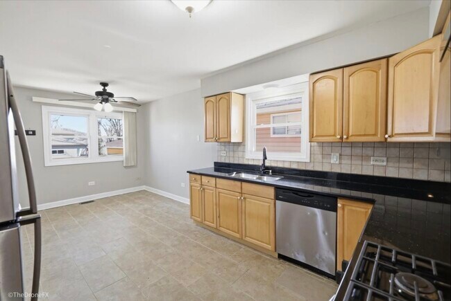 Foto del edificio - 18003 Greenview Terrace