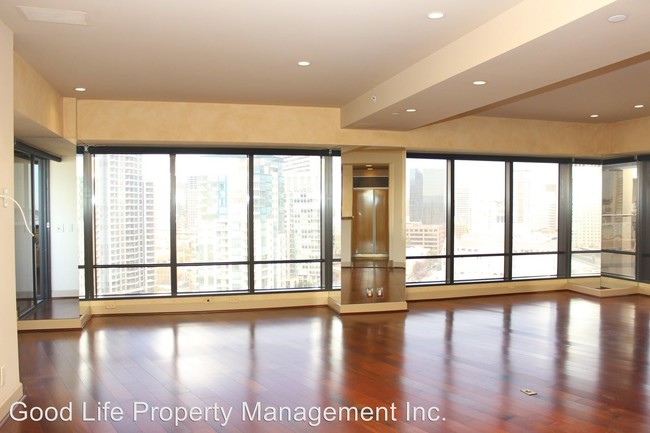 Building Photo - 2 br, 2 bath House - 100 Harbor Dr. #2004