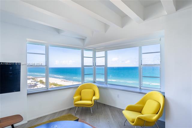 Foto principal - 5255 Collins Ave