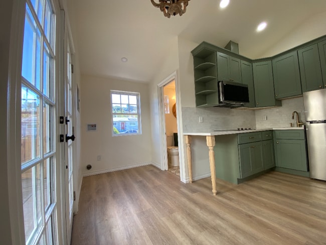 Building Photo - 3574 Trophy Dr