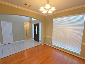 Building Photo - 24030 River Pl Dr