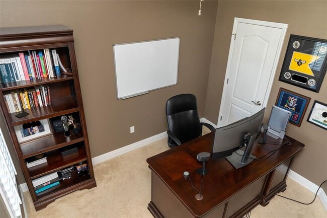 Building Photo - 7610 S Westshore Blvd