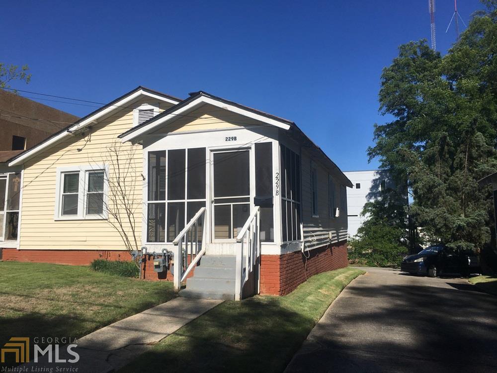 Primary Photo - 229 Lowry St