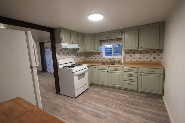 Foto del edificio - 1414 Griego Rd NW