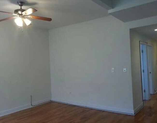 Foto del edificio - 6130 S Prairie Ave