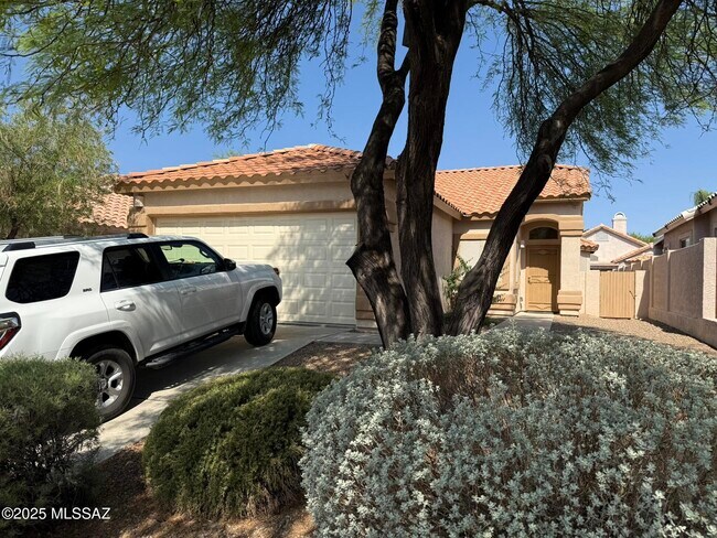 Building Photo - 12213 N Makayla Canyon Dr