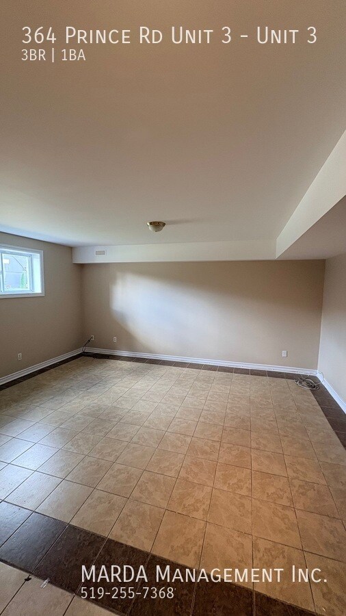 Photo du bâtiment - COZY 3 BEDROOM 1 BATH - WEST SANDWICH TOWN PLUS HYDRO & WATER!