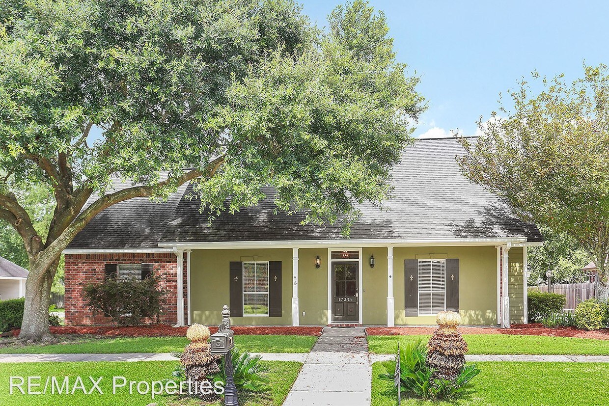 Primary Photo - 3 br, 2 bath House - 17235 Rennes Rd.