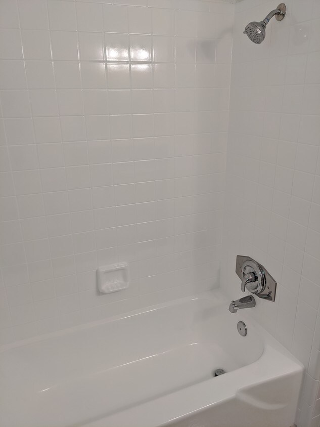 Foto principal - 550 Roosevelt Ave