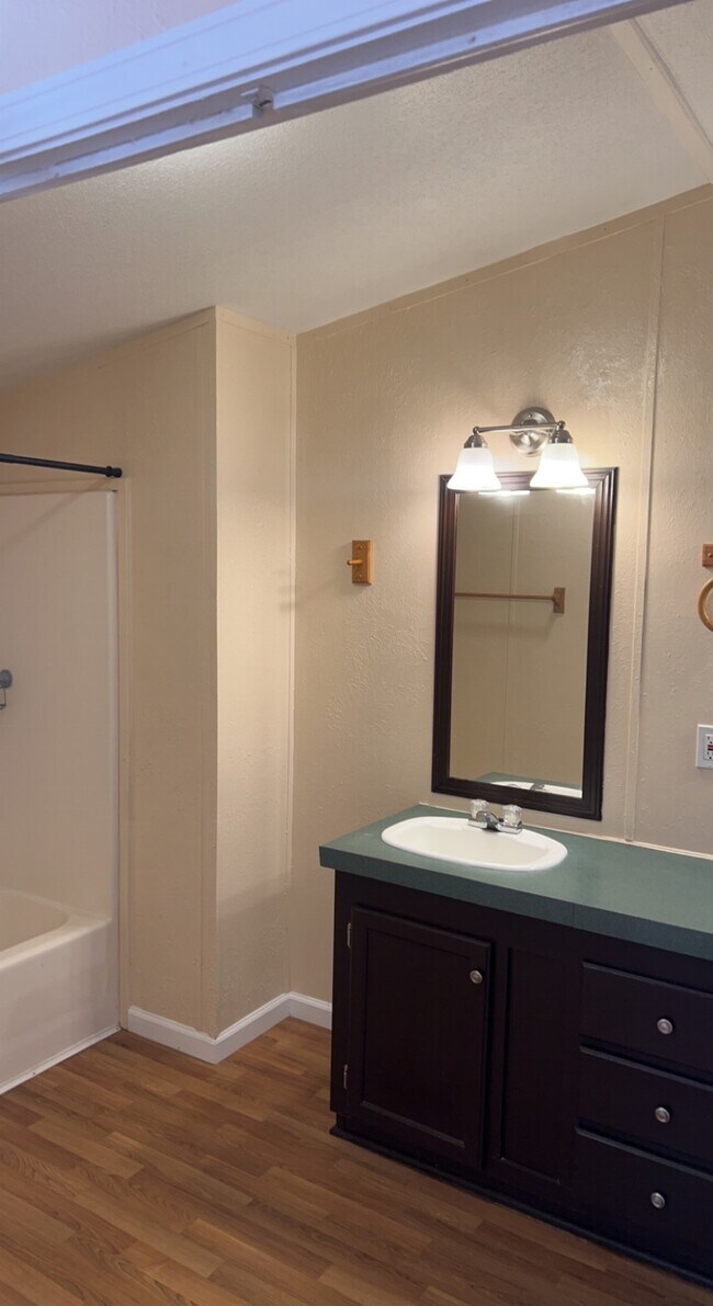 Foto del edificio - 134 Cleveland MHP