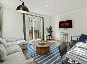 Building Photo - 3023 Jolene Ct