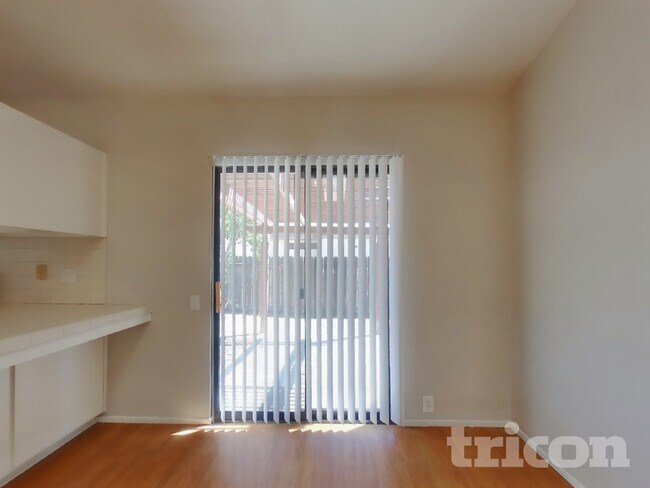 Foto del edificio - 8827 Kelsey Dr