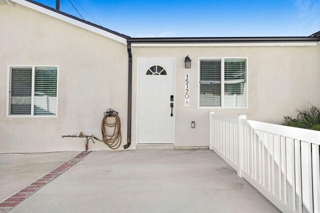 Foto del edificio - Prime Sylmar 2/2 brand new home