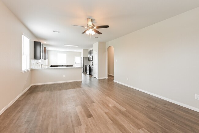 Foto del edificio - 24703 Lorenzo Glaze Trail