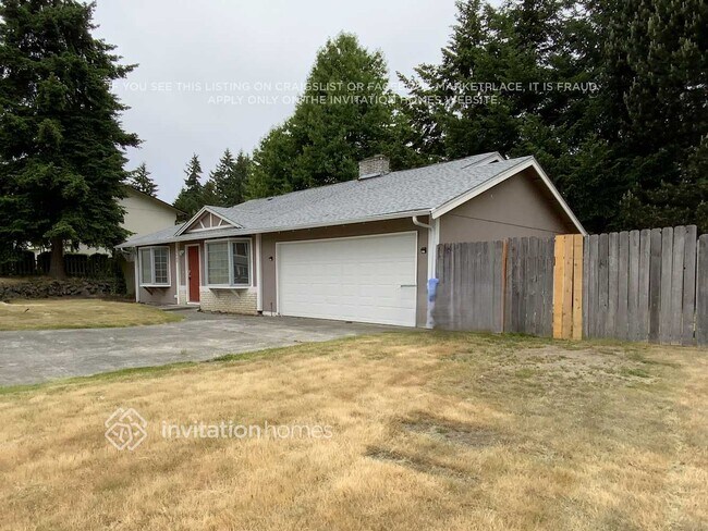 Building Photo - 2409 Birch Ave