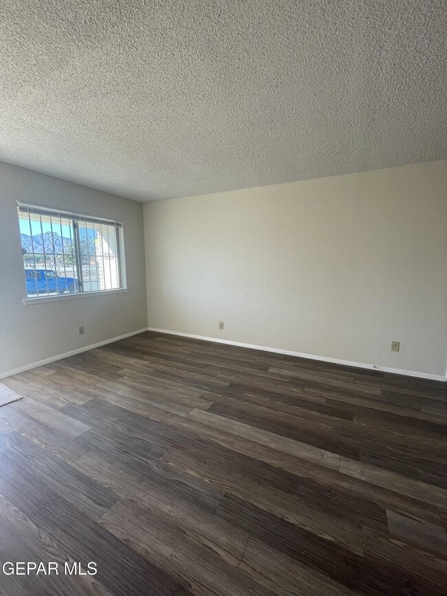 Building Photo - 10716 Georgetown St