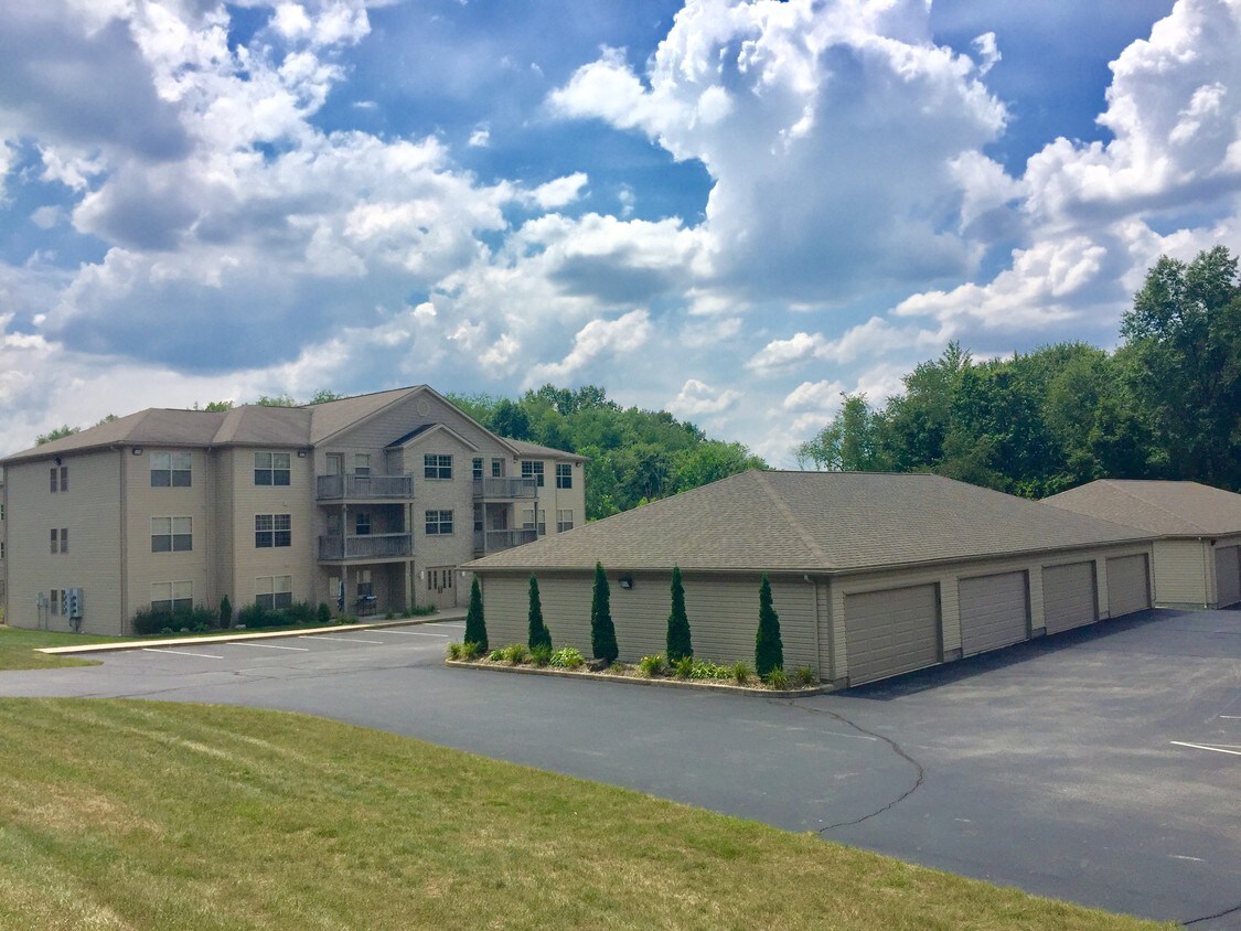 Sunny Hill Villas Apartments in Kent, OH
