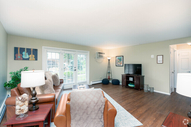 2B,1B-863SF-Sala de estar - University Oaks