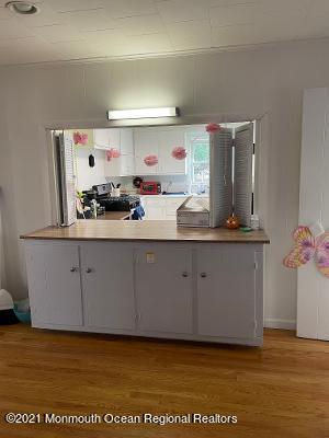 Building Photo - 8 Marshall Ct