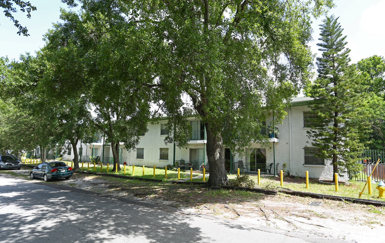 Building Photo - 2113 W Kathleen St