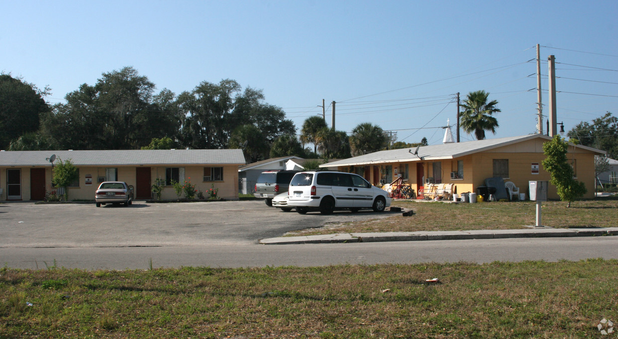 Primary Photo - 908 6th Street Ct E