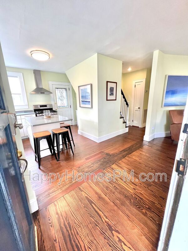 Building Photo - 1001 Ashley Ave