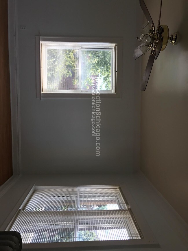 Foto del edificio - 6959 S Merrill Ave