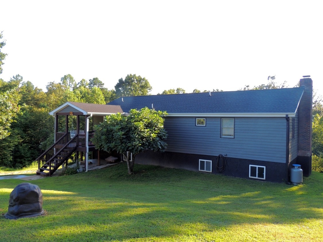 139 Cove Springs Rd, Rutherfordton, NC 28139 House Rental in