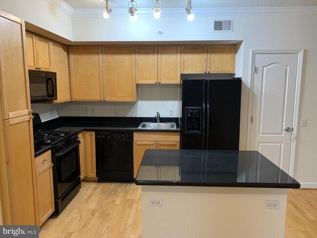 Foto del edificio - 1441 Rhode Island Ave NW